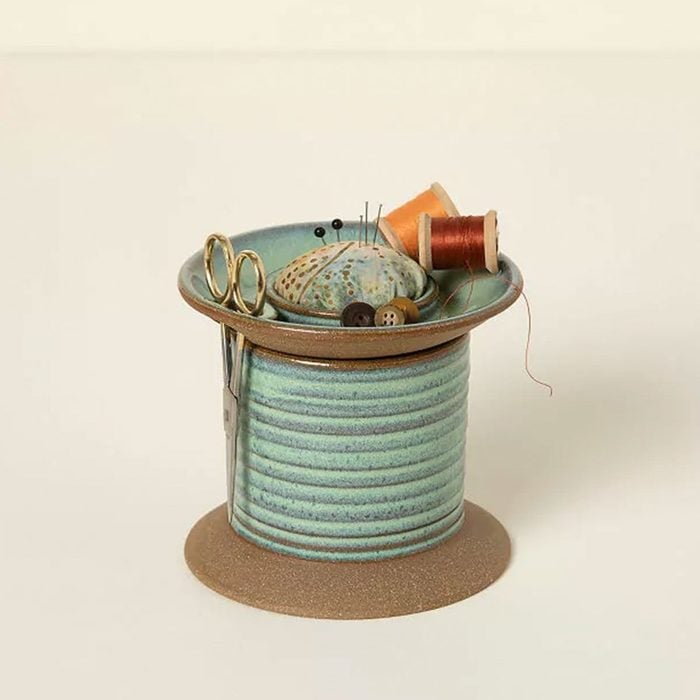 Spool Sewing Station