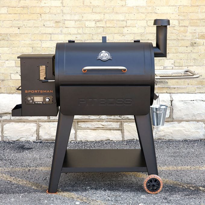 Pit Boss Sportsman 820 Grill