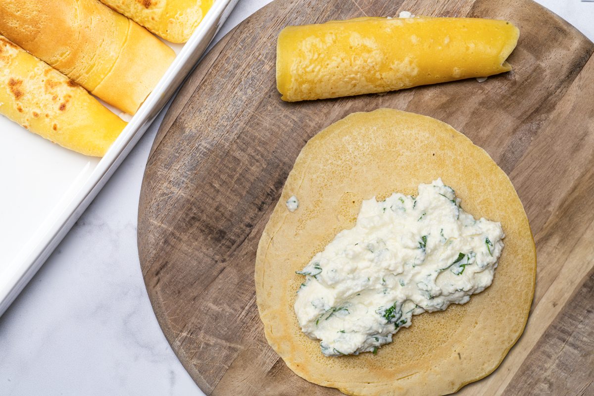 filling the Manicotti Shells