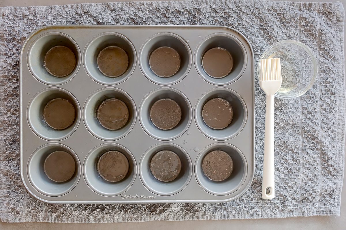 Mini Pineapple Upside Down Cakes Tohd24 29077 Jackiealpers 01