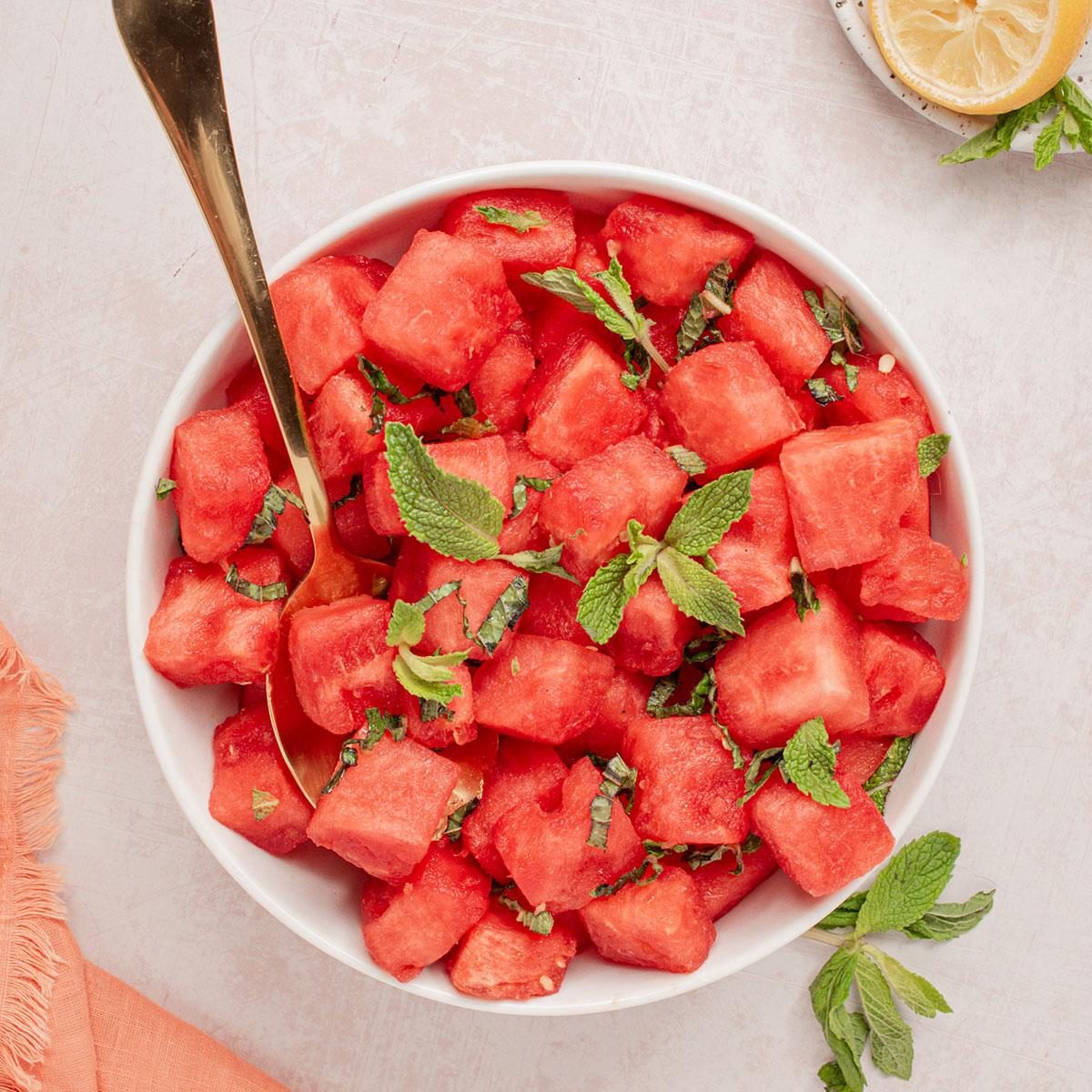 Watermelon Mint Salad Exps Tohd24 86362 Melissapatterson 10