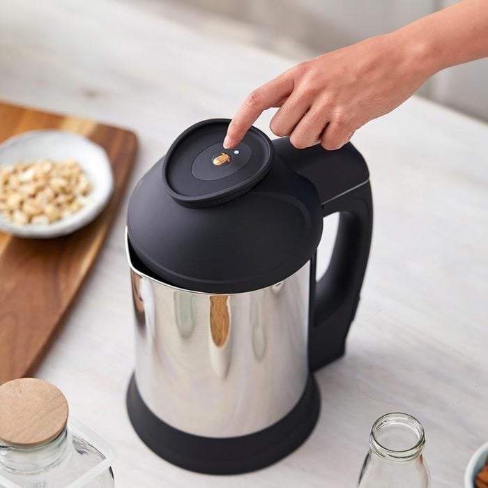 Almond Cow Milk Maker Machine