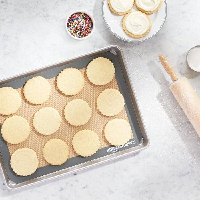 Amazon Basics Baking Mat