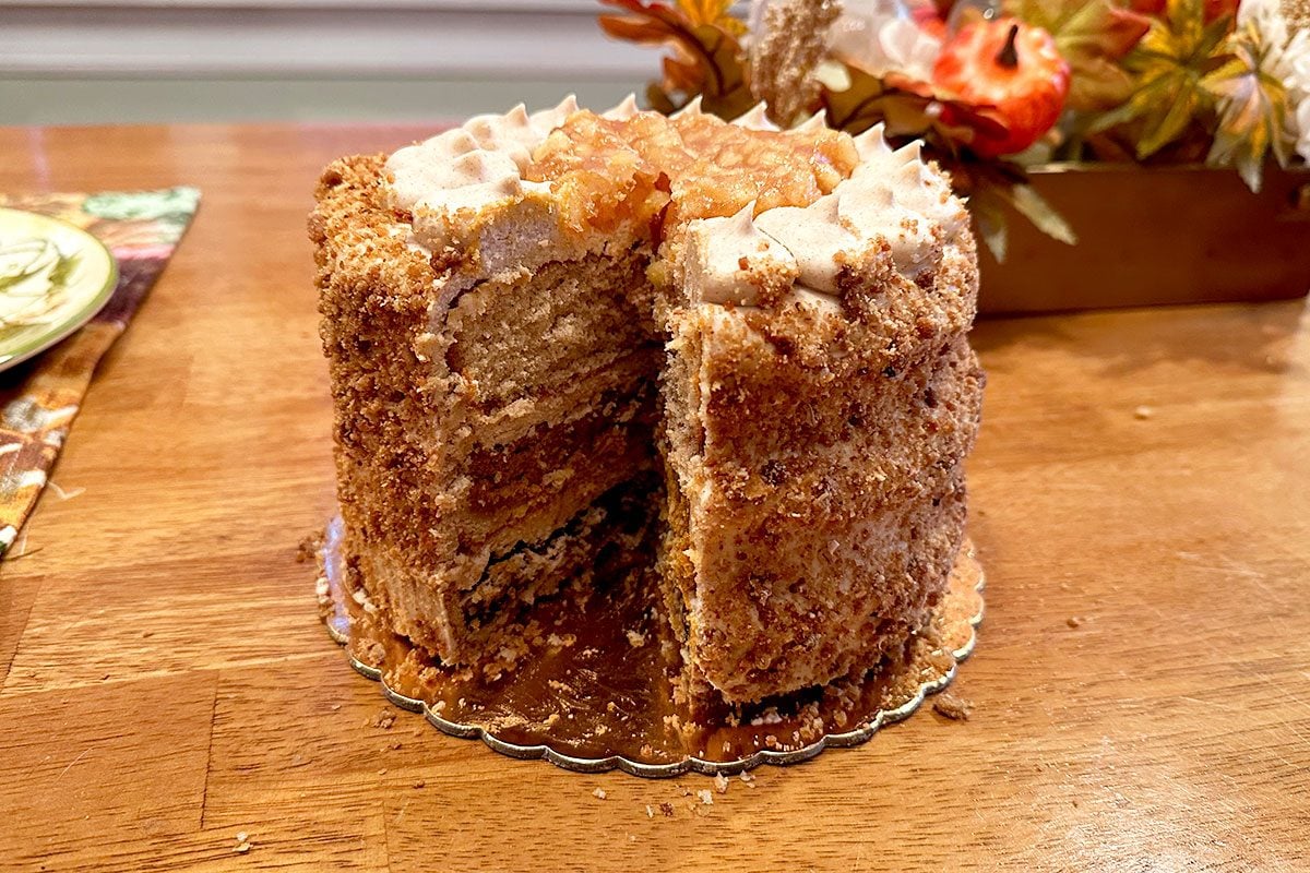 Goldbelly PieCaken Review: This 4-in-1 Dessert Deserves a Spot on Your Holiday Table