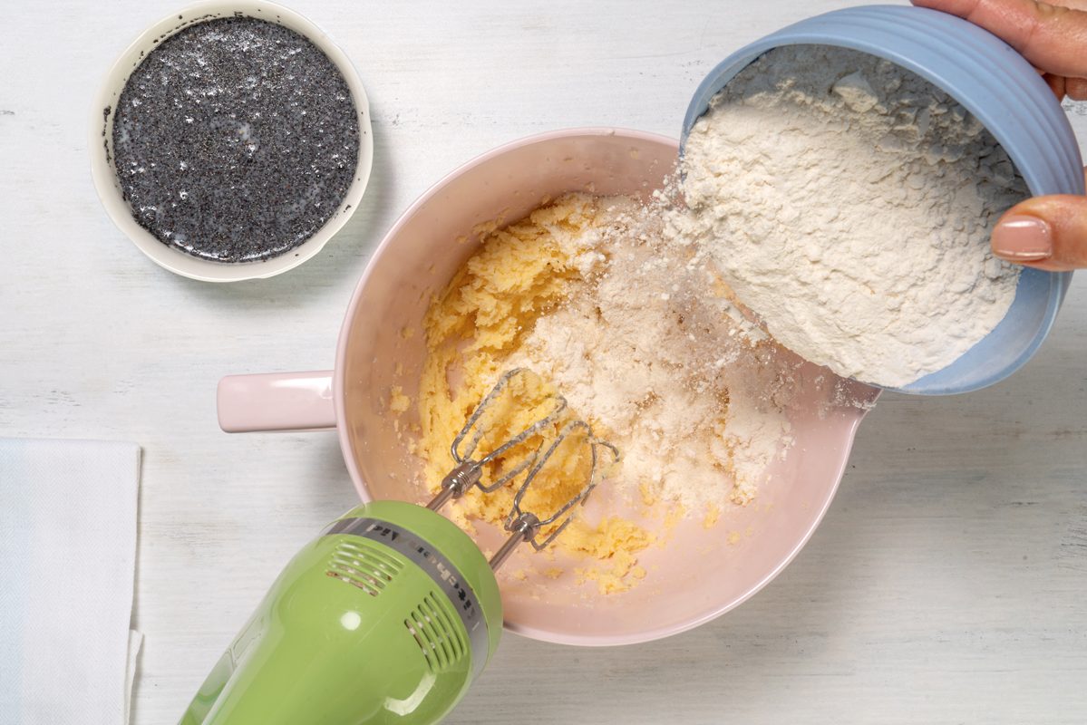 Poppy Seed Cake prep