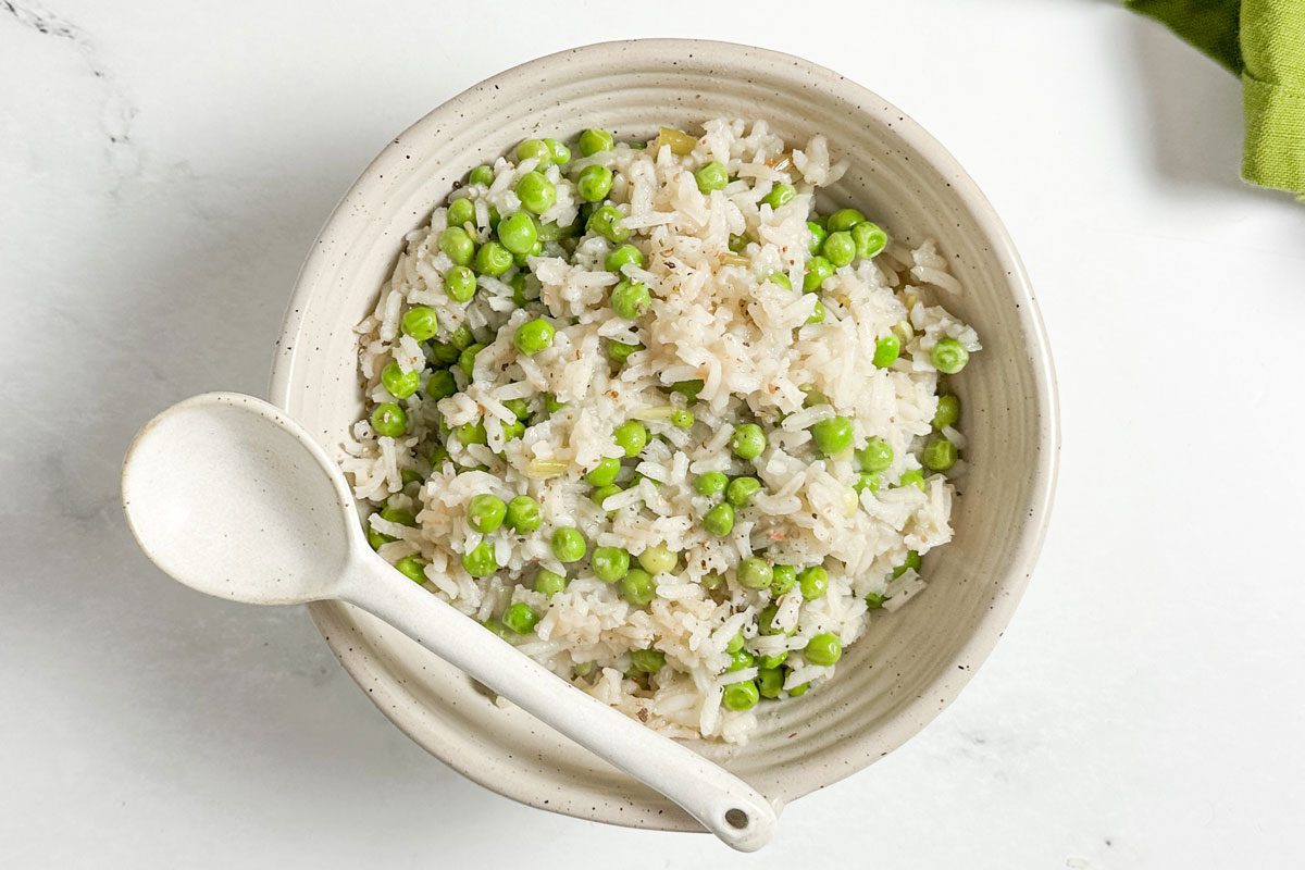 Taste of Home Rice and Green Peas in a ceramic bowl