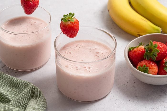 Strawberry Banana Smoothie Tohd24 44330 Soniabozzo 3