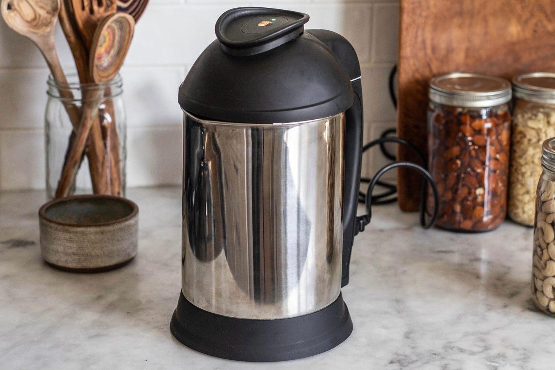 We Tried Almond Cow, the Plant-Based Milk Machine, and Here’s Our Honest Review