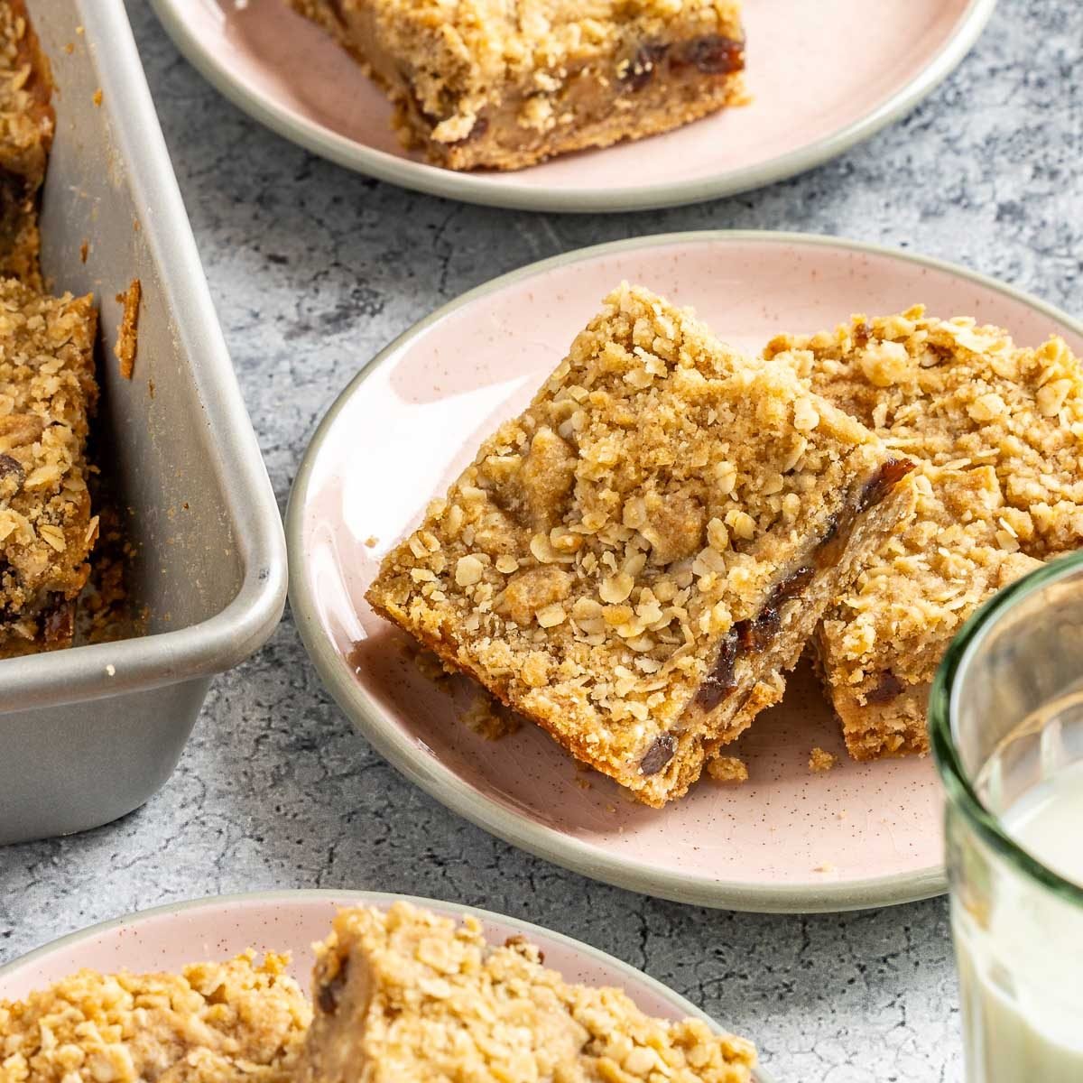 Oatmeal Raisin Bars