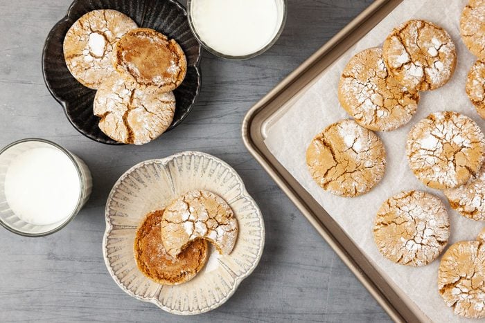 Taste of Home Molasses Crackle Cookies