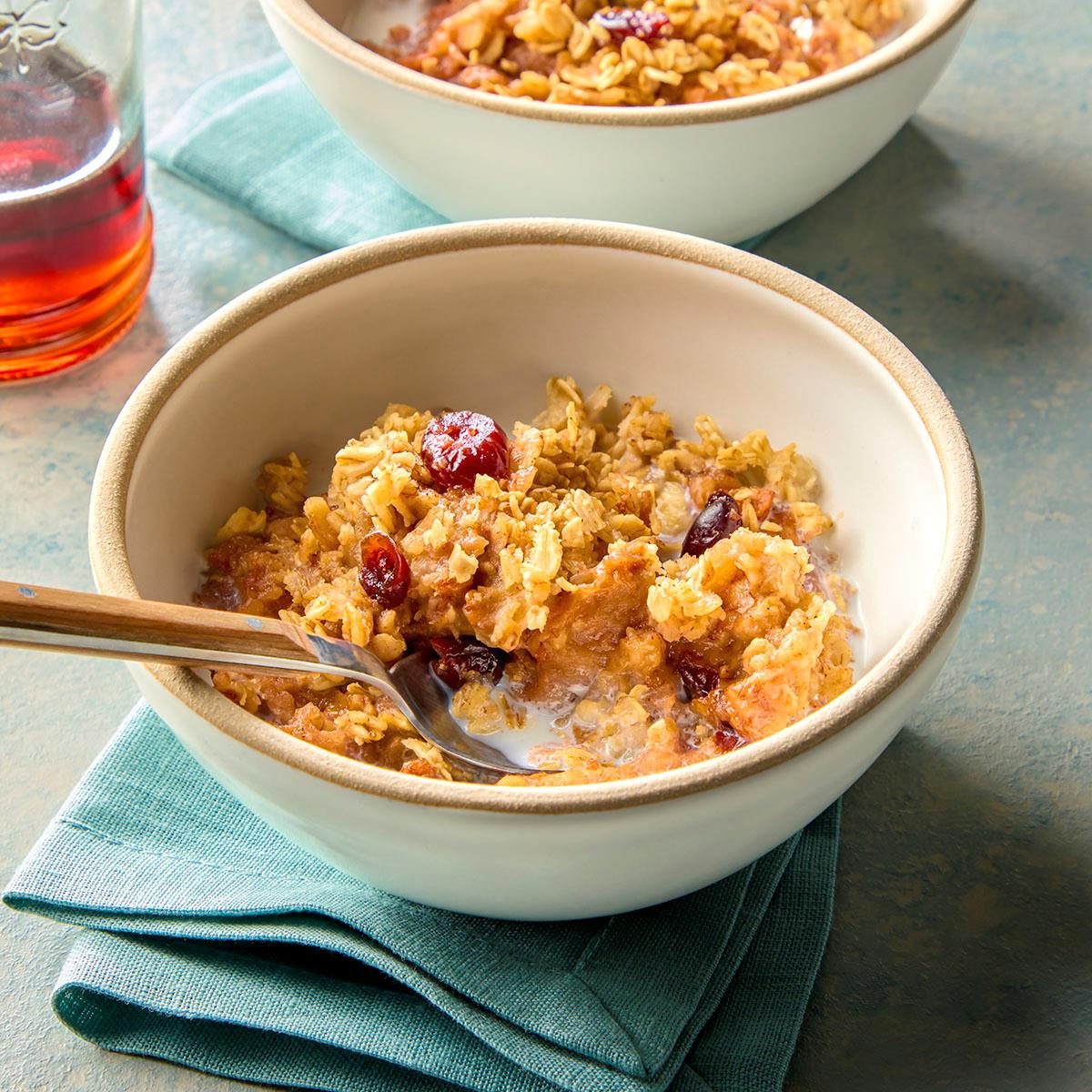 Slow Cooked Breakfast Apple Cobbler Exps Tohcom24 194835 Dr 11 05 14b