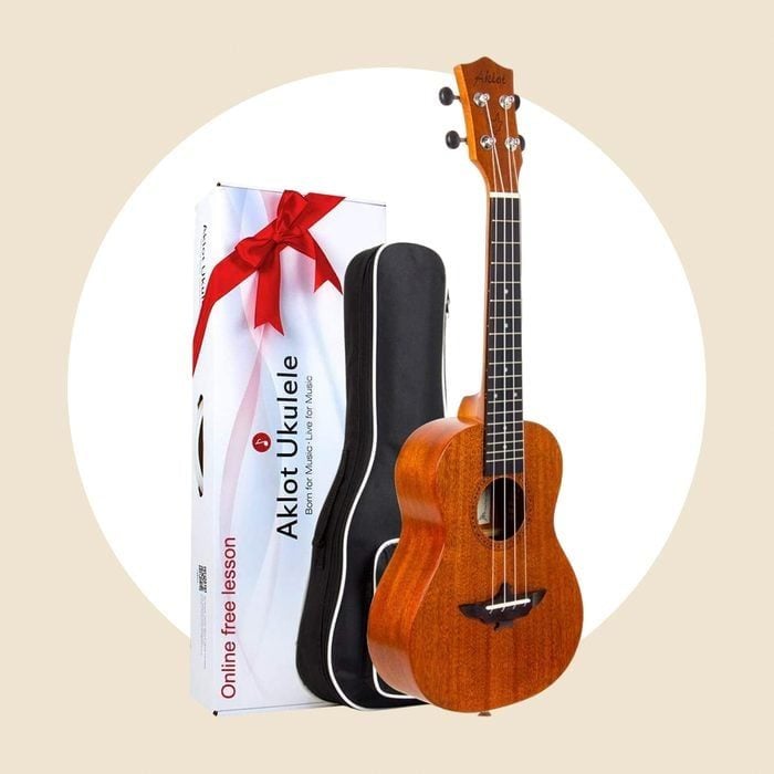 Ukulele Beginners Kit Ecomm Via Amazon.com 