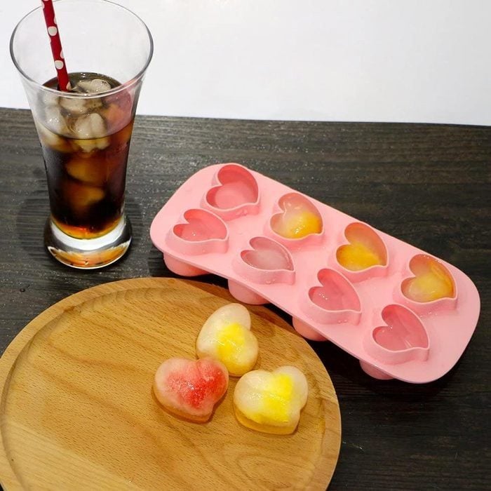 Webake Silicone Reusable Heart Cubes Ecomm Via Amazon.com 