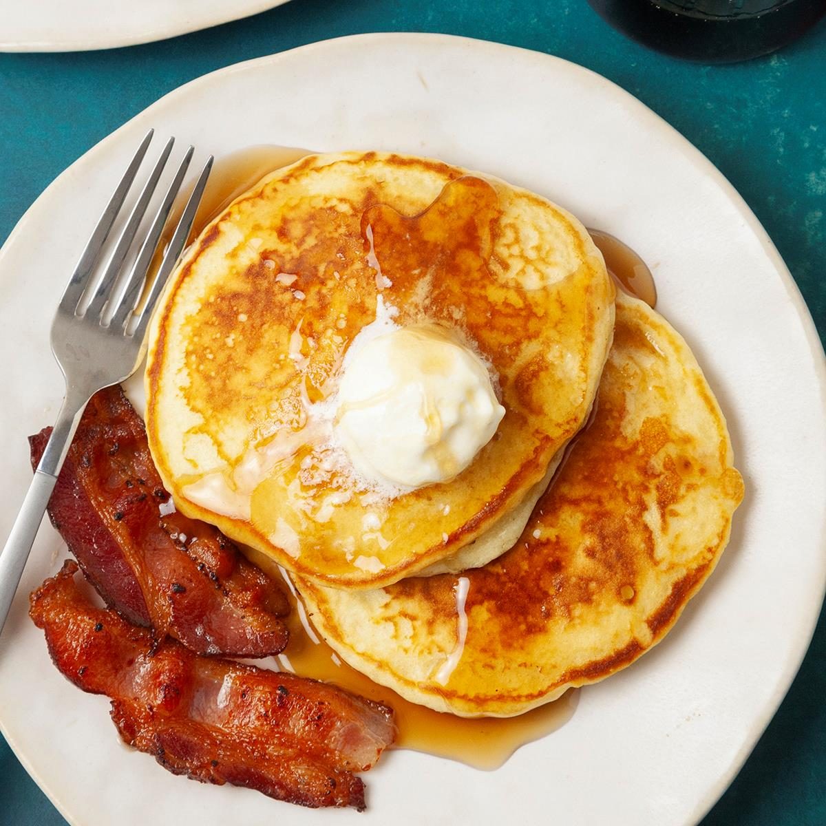 Copycat Cracker Barrel Pancakes