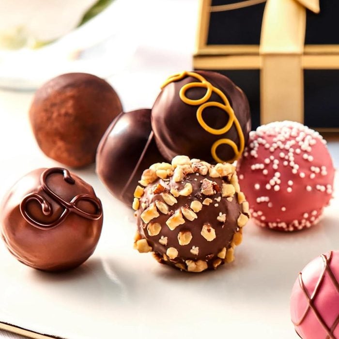 Godiva Chocolatier Patisserie Dessert Truffles