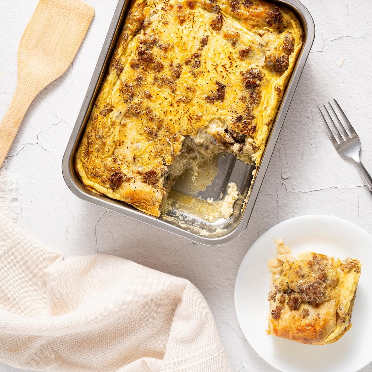 Sausage & Crescent Roll Breakfast Casserole