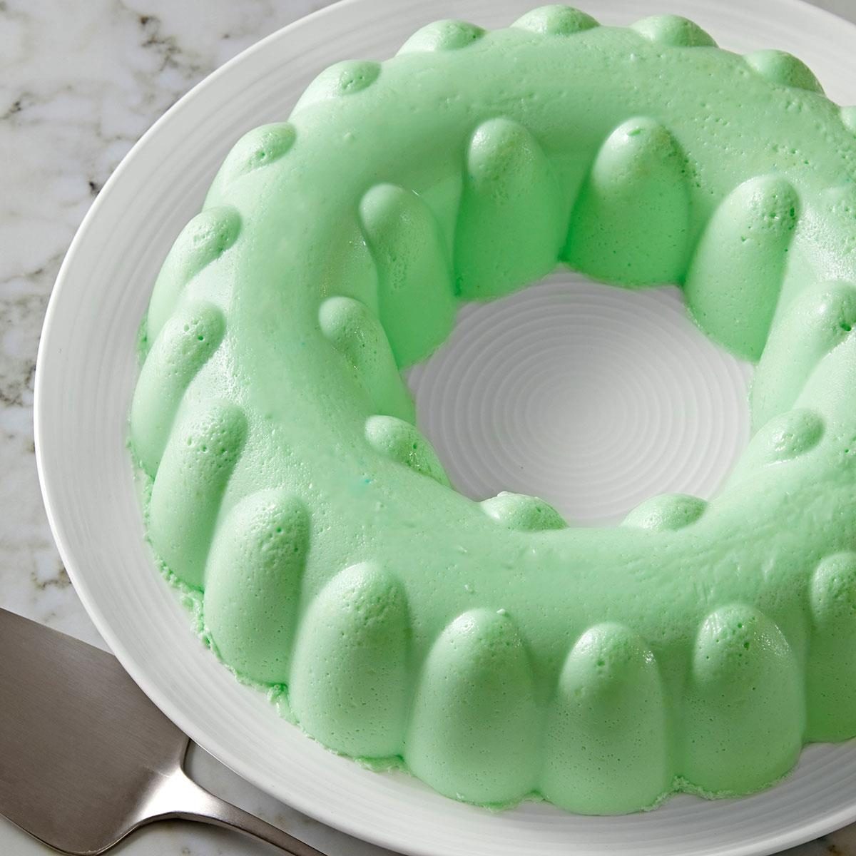 Simple Lime Gelatin Salad Exps Ft25 36669 Jr 0116 6