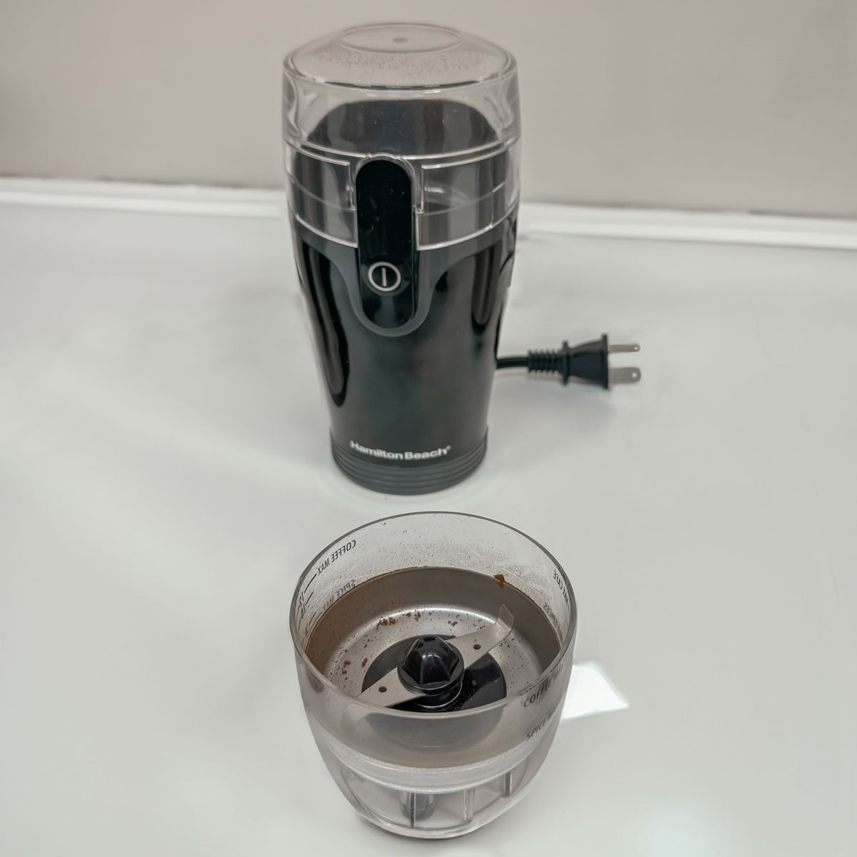 Hamilton Beach Coffee Grinder Review: A Simple, Compact and Budget-Friendly Option