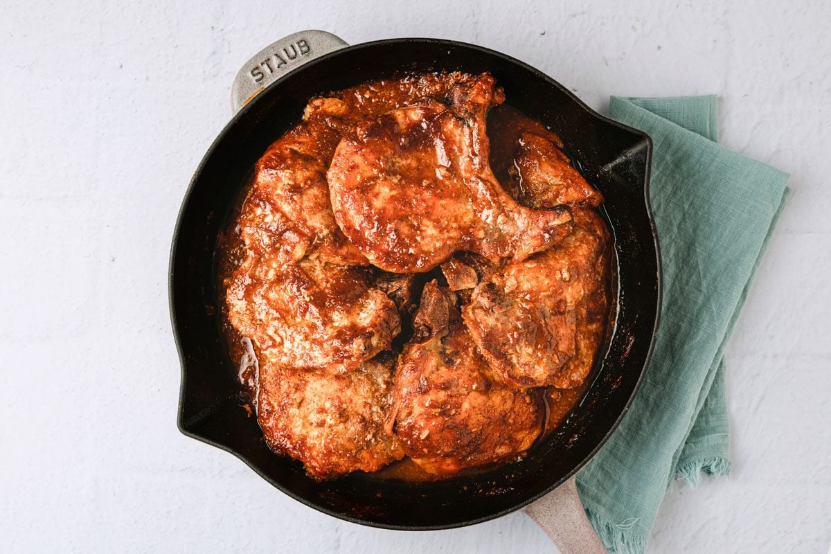 Barbecue Pork Chops in the Oven is ready in a Skillet