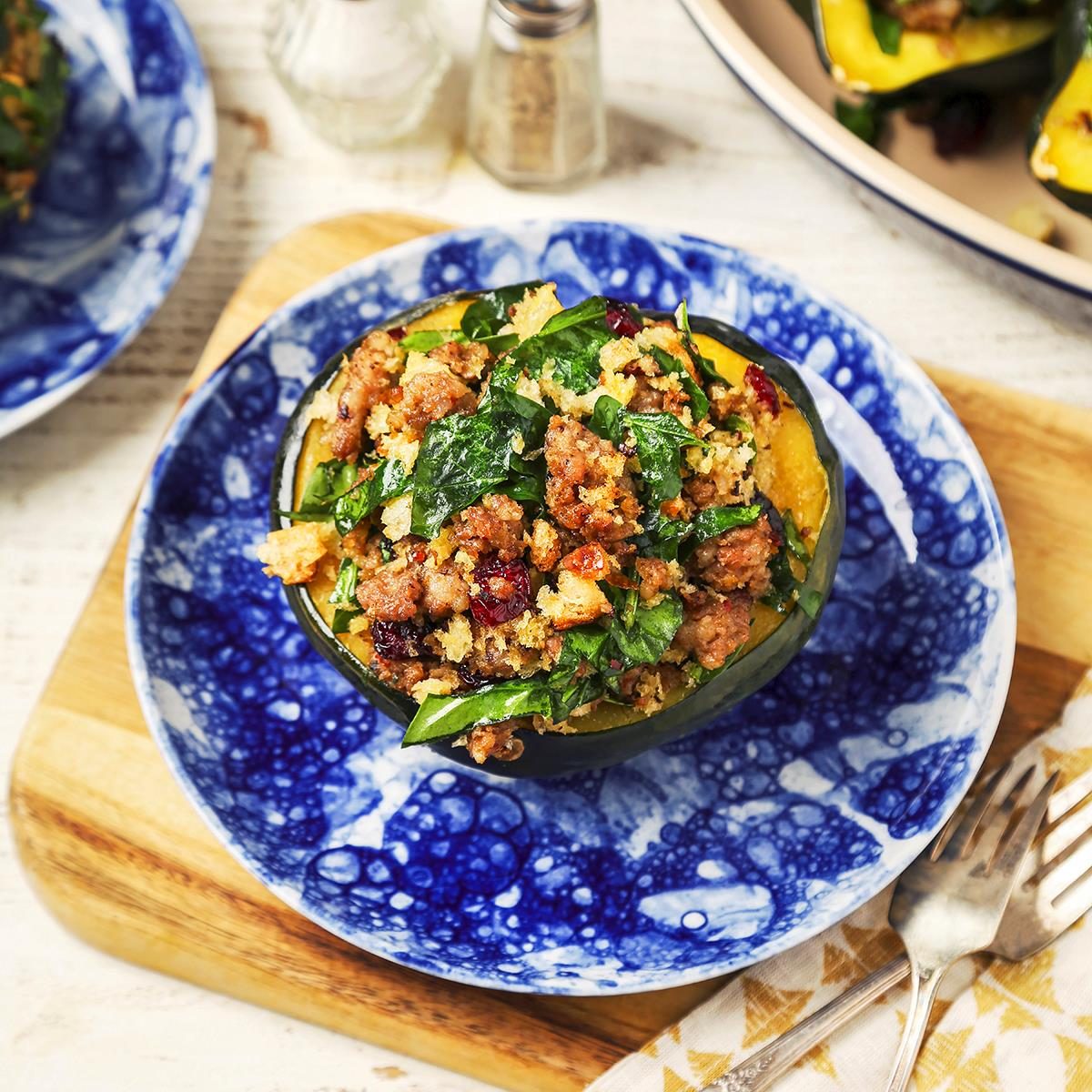 Sausage Stuffed Acorn Squash Exps Tohd25 33399 Jonathanmelendez 06