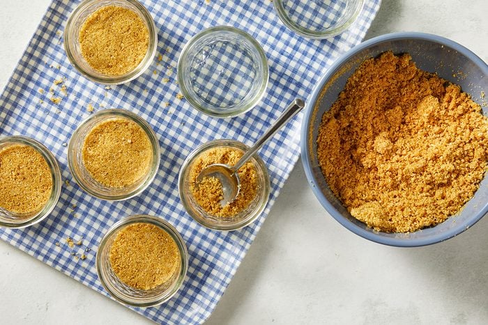 combine graham cracker crumbs and sugar; stir in melted butter until combined
