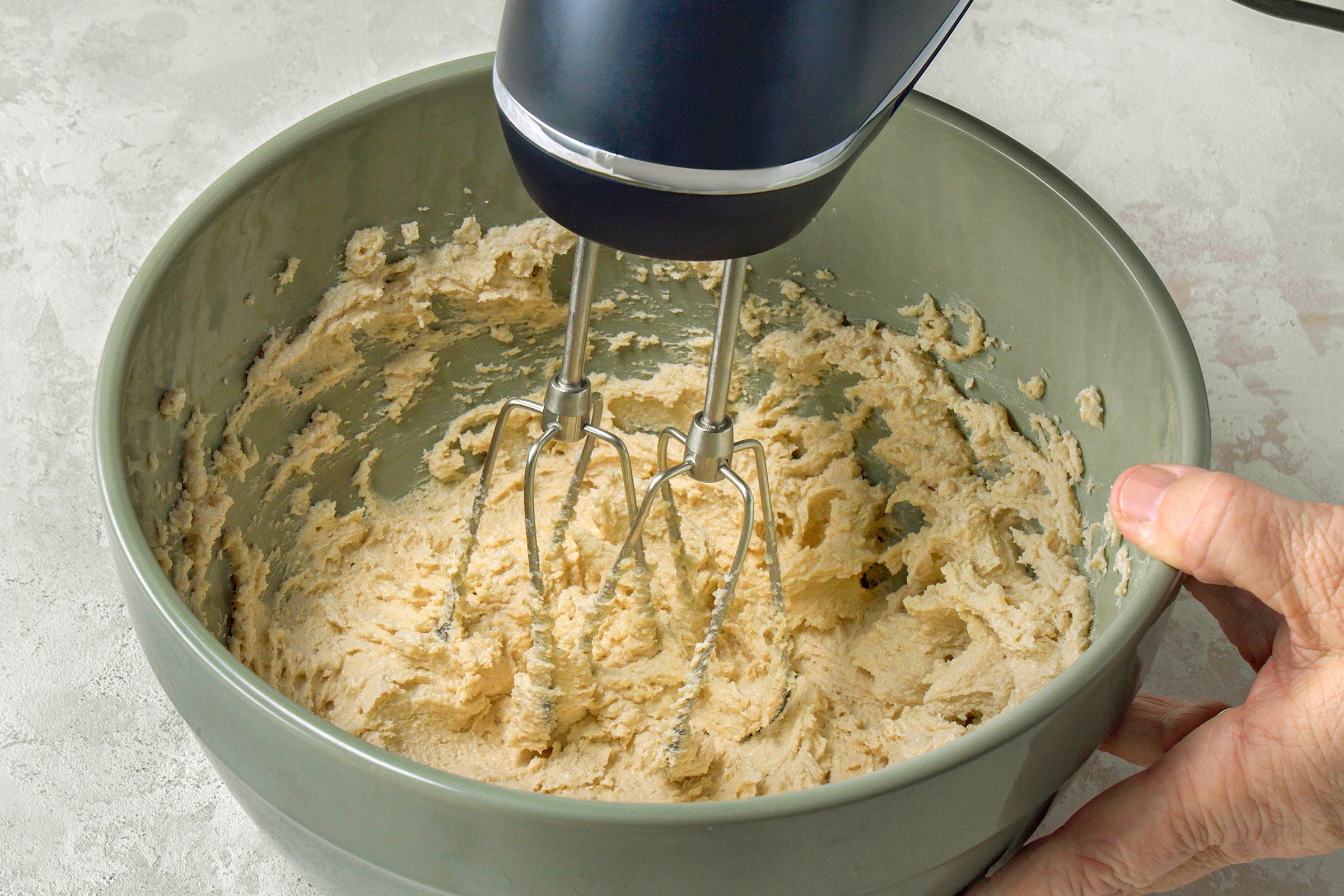 Mixer to beat the butter and sugars together until blended in a bowl