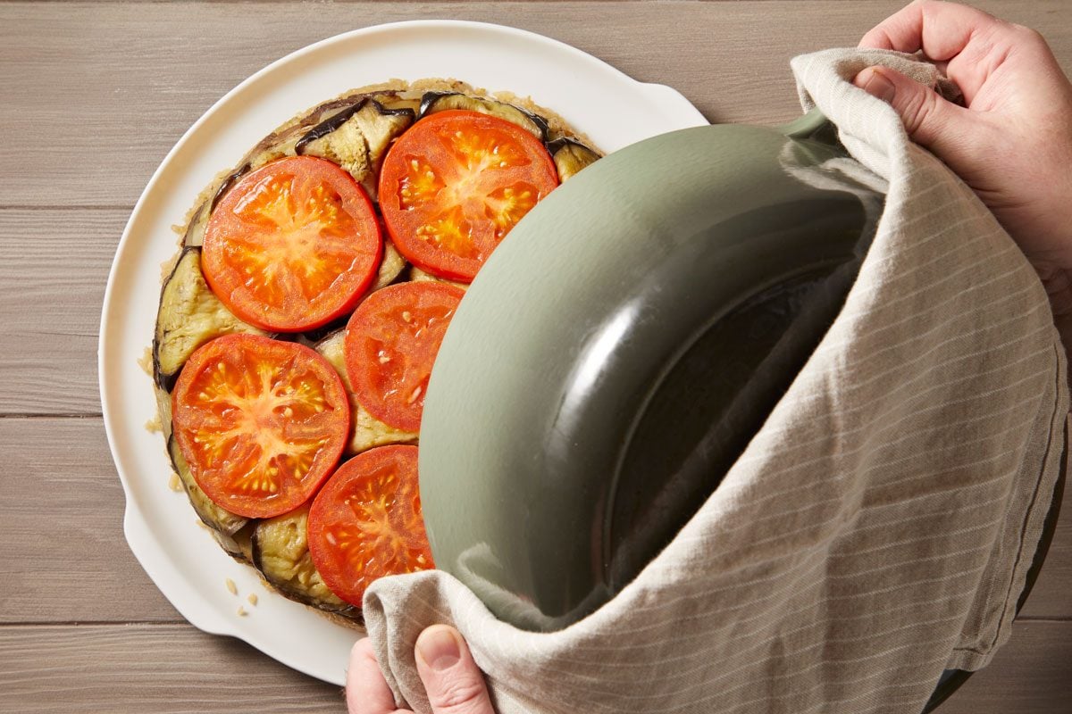 Flip the pot onto a large serving platter.