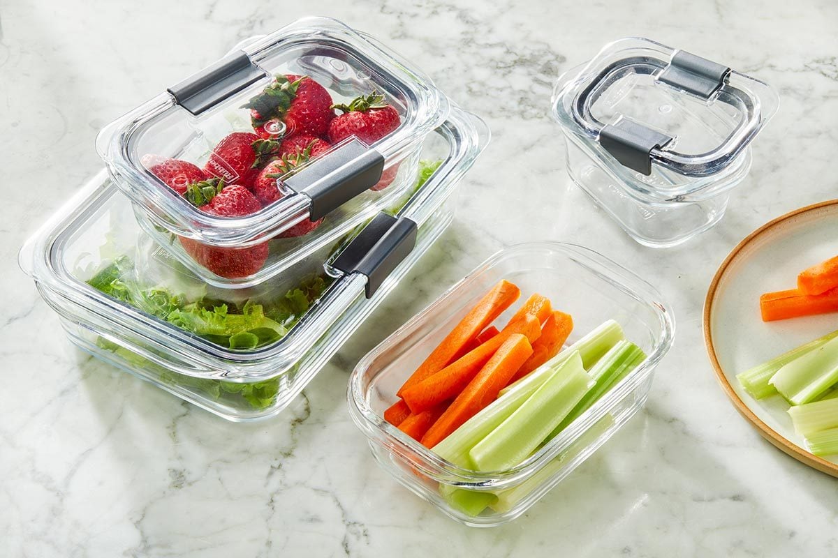 14 Secrets FCutted vegetables and fruits packed in boxes