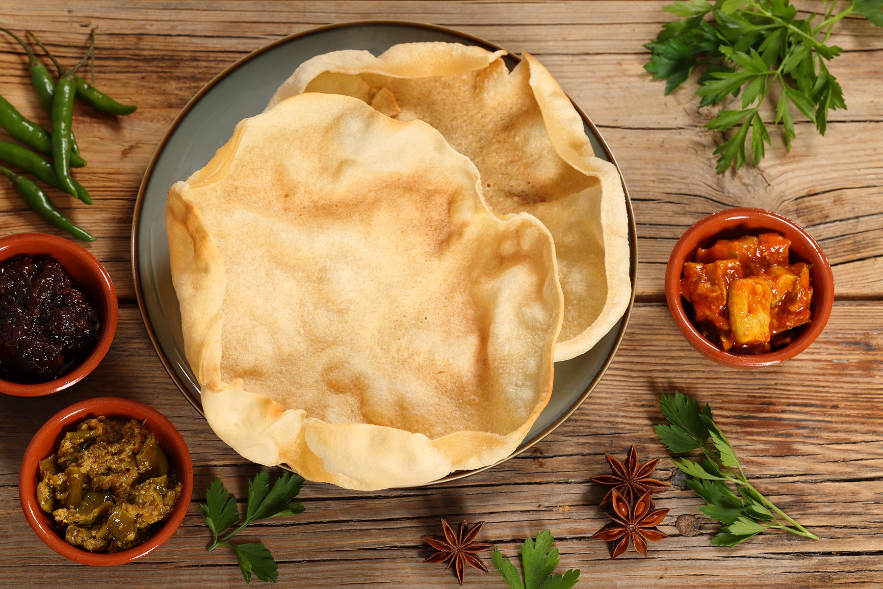14 Types Of Indian Bread Gettyimages 1365148901