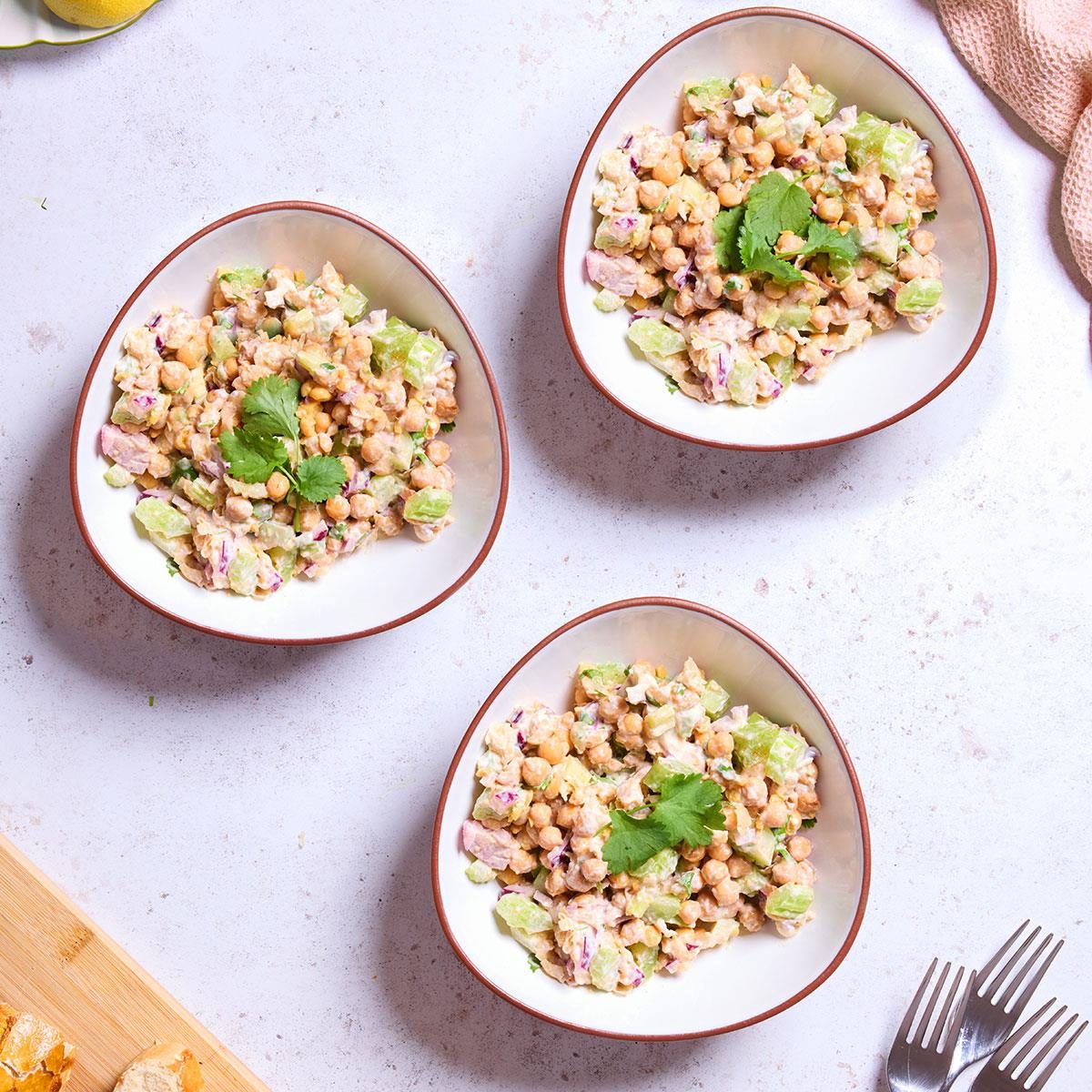 Curried Chickpea Salad Exps Toh24 277958 Ruthiedarling 8