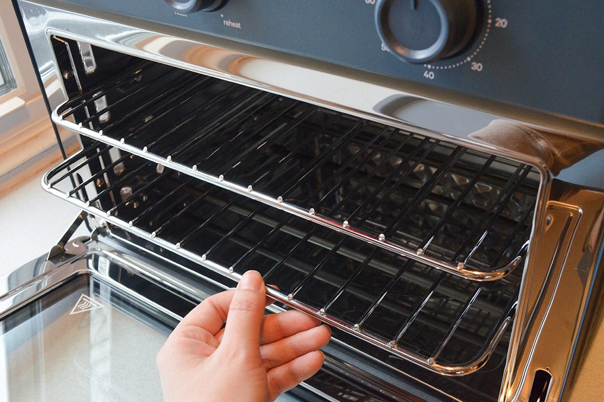 Toha25 Our Place Large Wonder Oven Emily Way 04 Ssedit