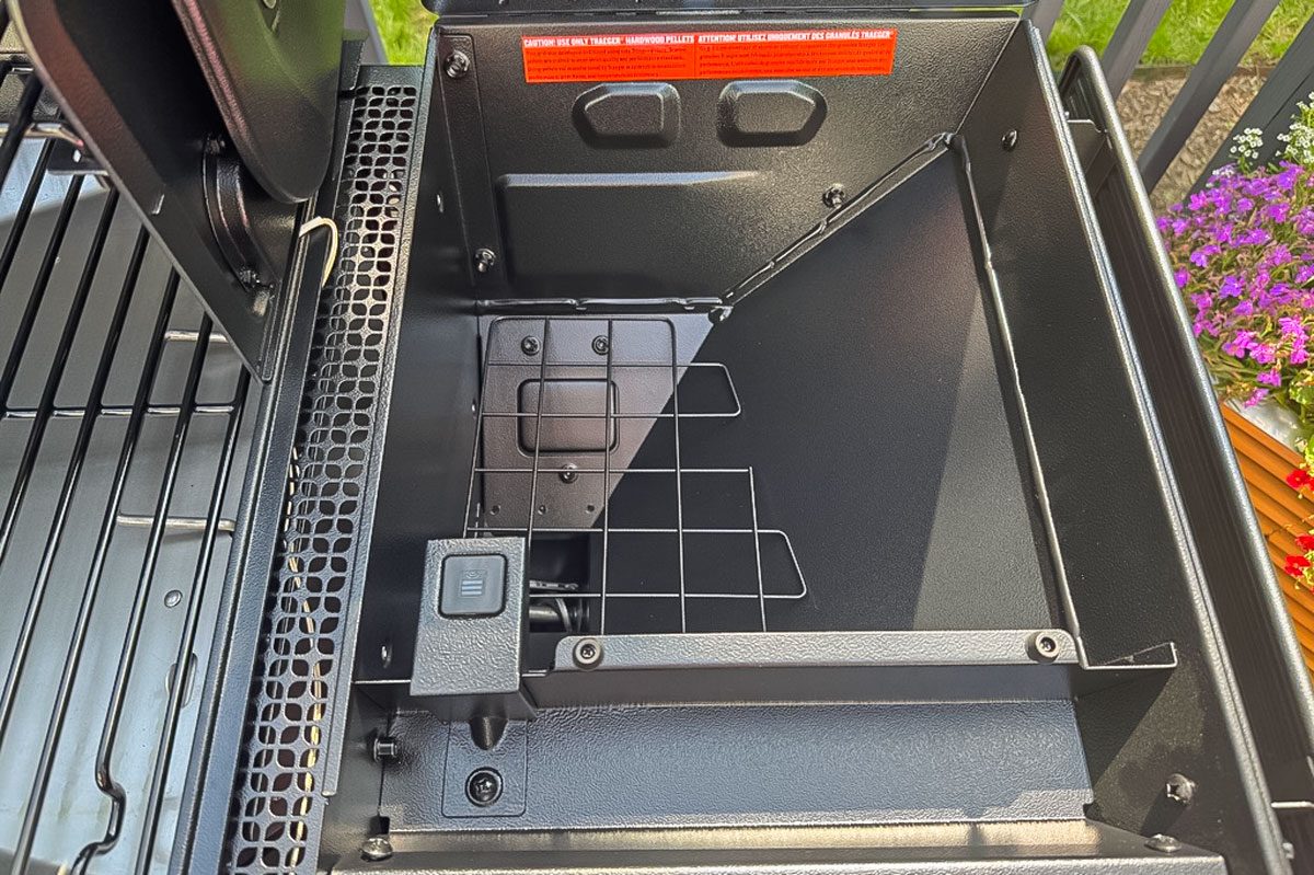 Traeger Woodridge close up