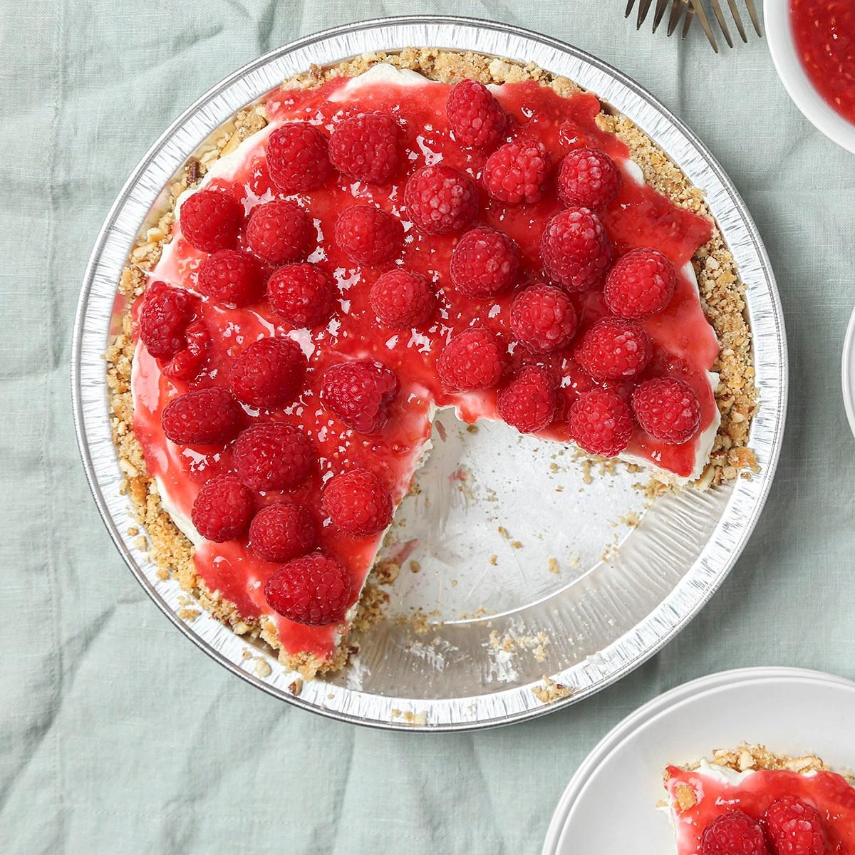 Raspberry Cream Pie