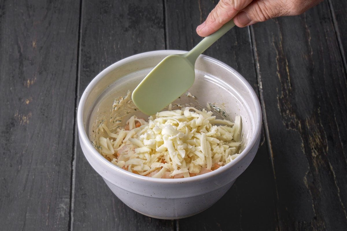 Stir in shrimp and mozzarella cheese.