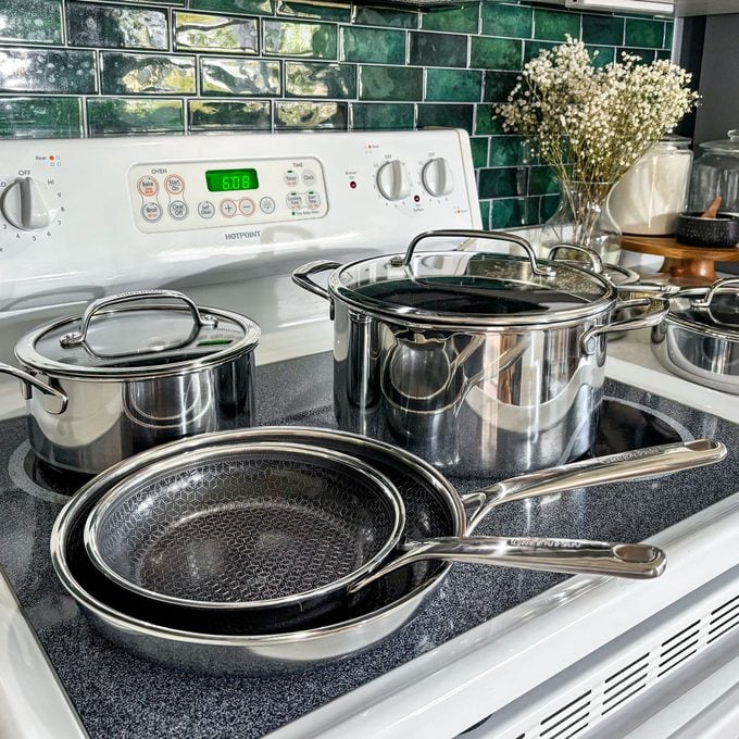 Toha25 Greenpan Vs Caraway Greenpan Spectra Cookware Nicole Doster 01