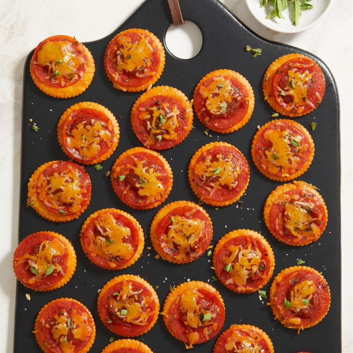 Pizza Crackers Exps Ft25 49785 Ac 0708 1