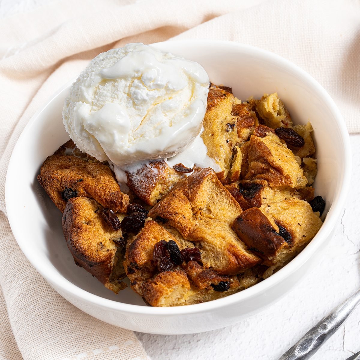 38 Easy Slow-Cooker Dessert Recipes