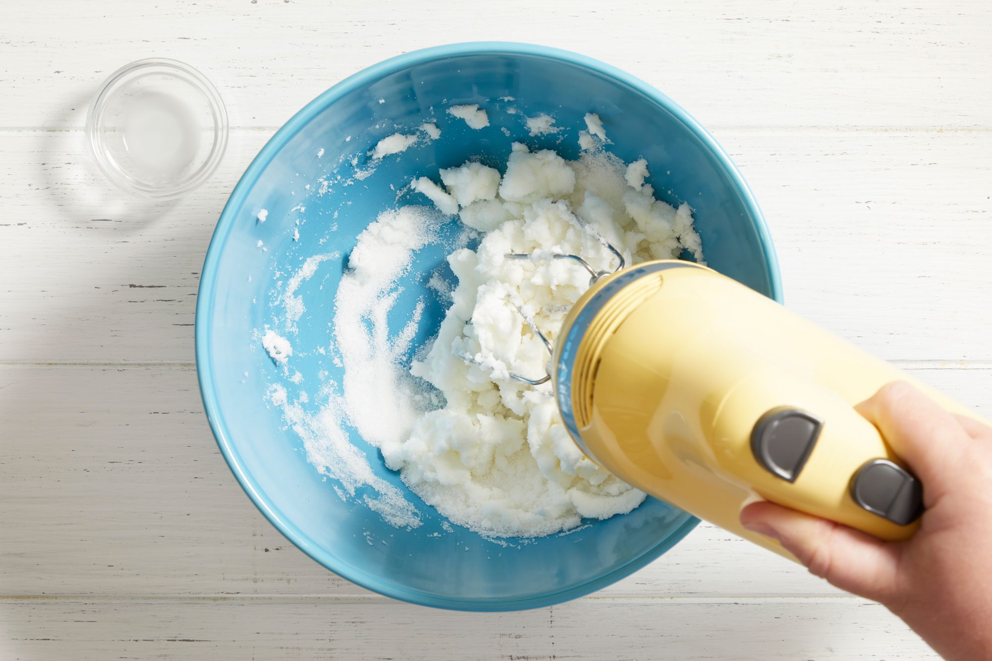 Cream shortening and 3/4 cup sugar until light and fluffy,