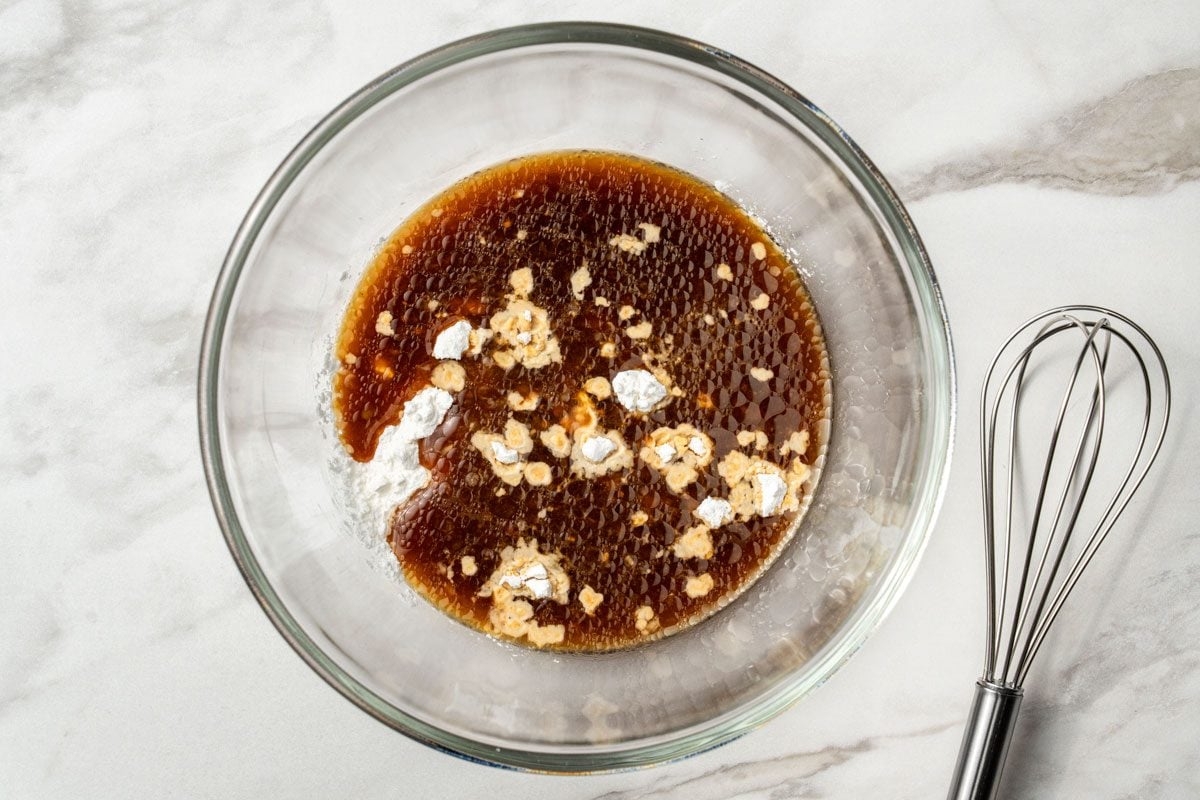 Combine cornstarch and remaining broth until smooth.