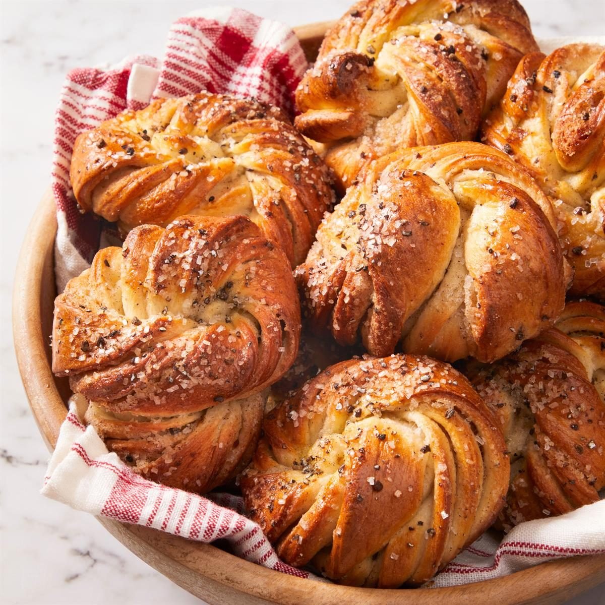 Swedish Cardamom Buns (Kardemummabullar)