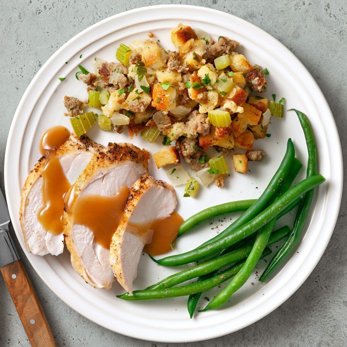 40 Thanksgiving Potluck Ideas For A Full Holiday Table; Sausage Stuffing;