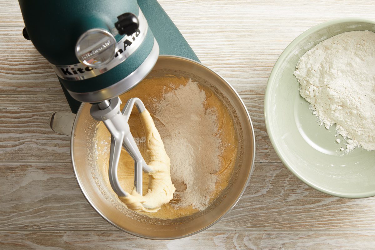 flour mixture added to brown sugar mixture