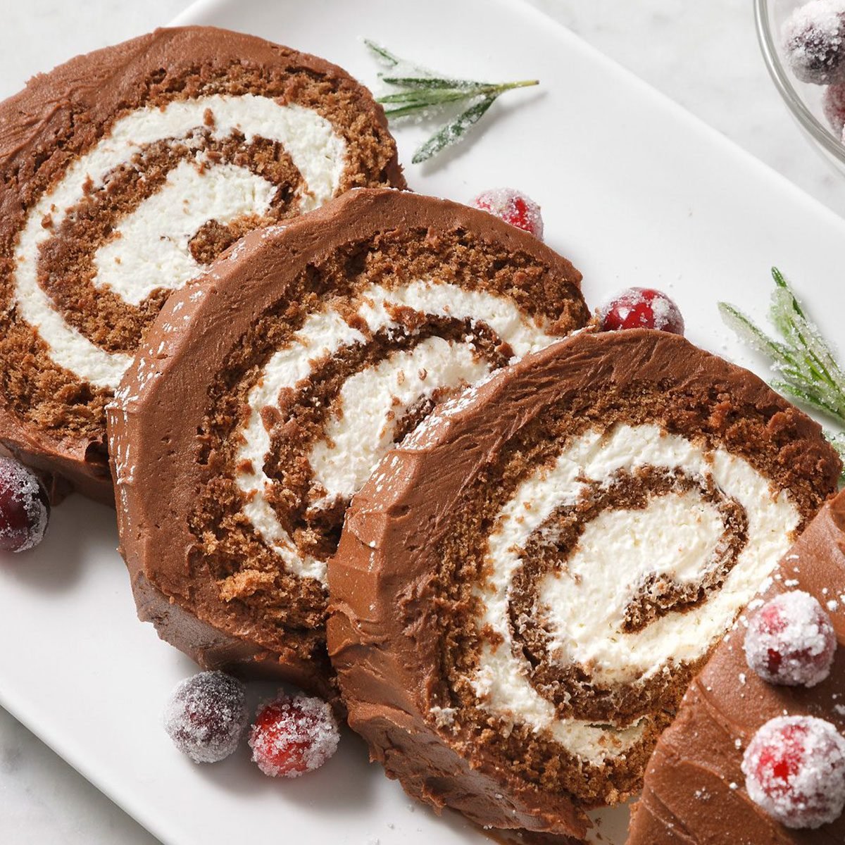 50 Christmas Cakes for a Holly Jolly Holiday