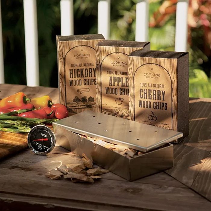 Grill Smoker Gift Set