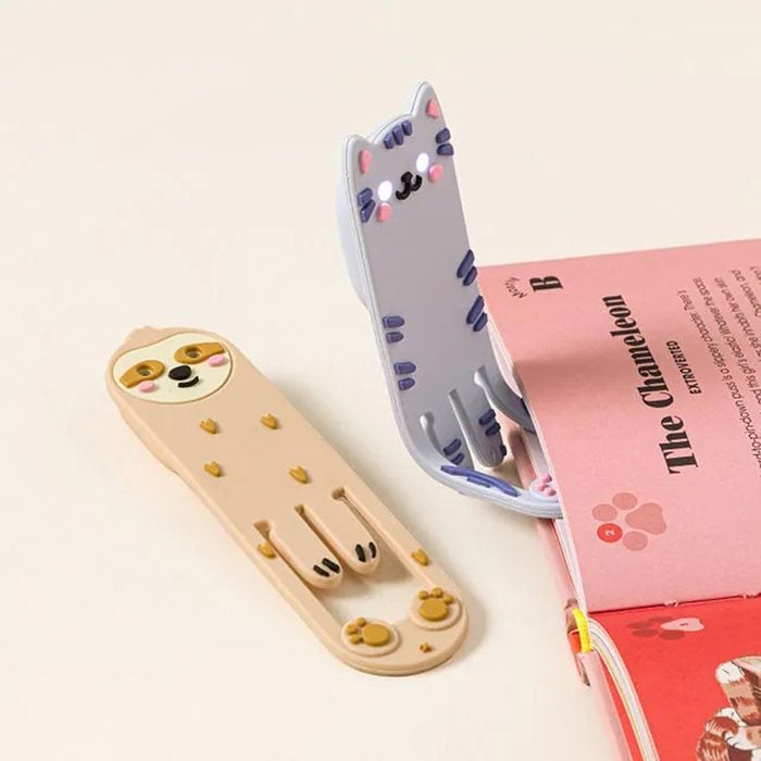 Nighttime Reading Accomplice Booklight Via Uncommongoods.com