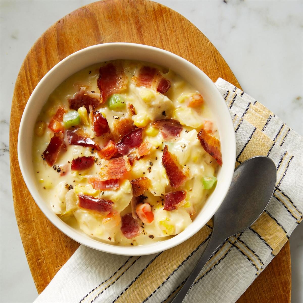 Easy Chicken Corn Chowder Exps Ft25 105301 Ec 1022 4