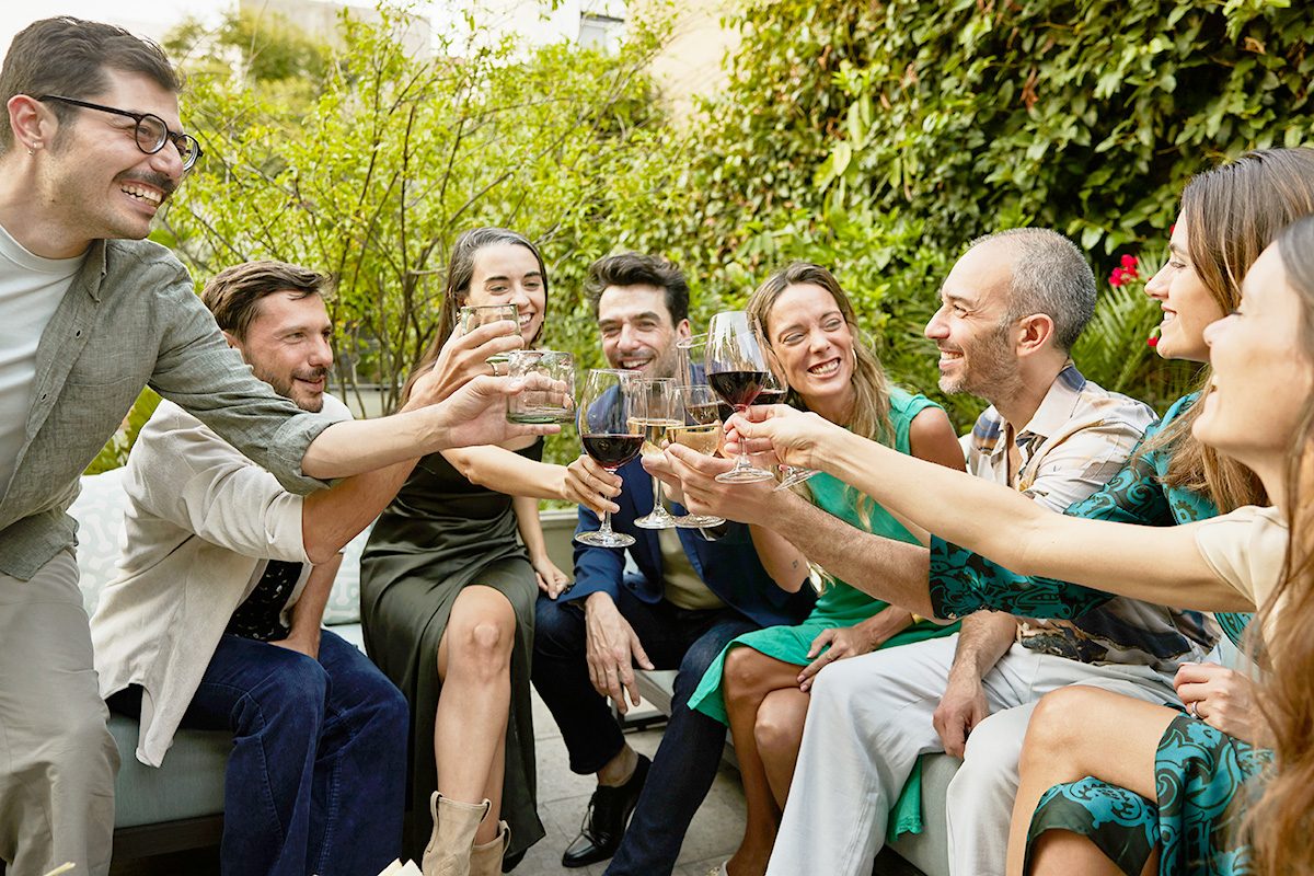 Reese Witherspoon Shared Her Glasses Full Gettyimages 2156964691