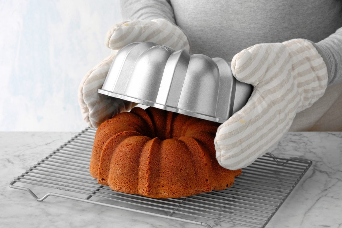Top-Rated And Fancy Bundt Cake Pans to Elevate Your Baking