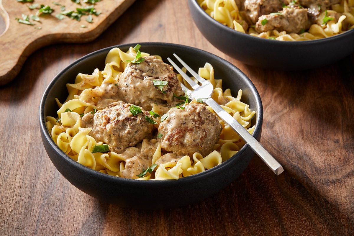 Meatballs In Gravy Tohcom25 4473 Md P2 06 17 2b